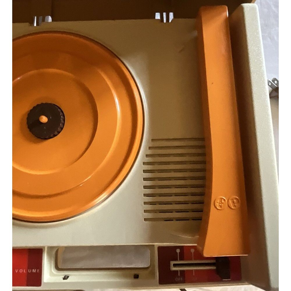 Tested VINTAGE Fisher~Price‎ #825 Phonograph Record Player - Picture 4 of 12